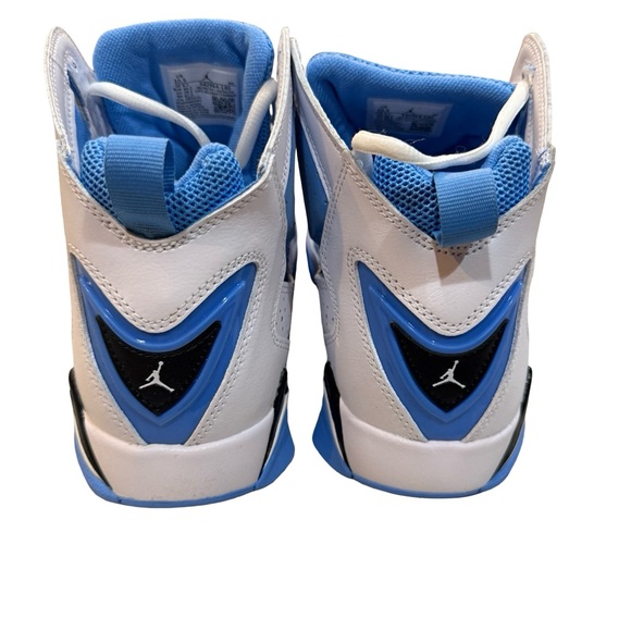 Men's Jordan True Flight 'UNC' Shoes - NWOT - Picture 4 of 13